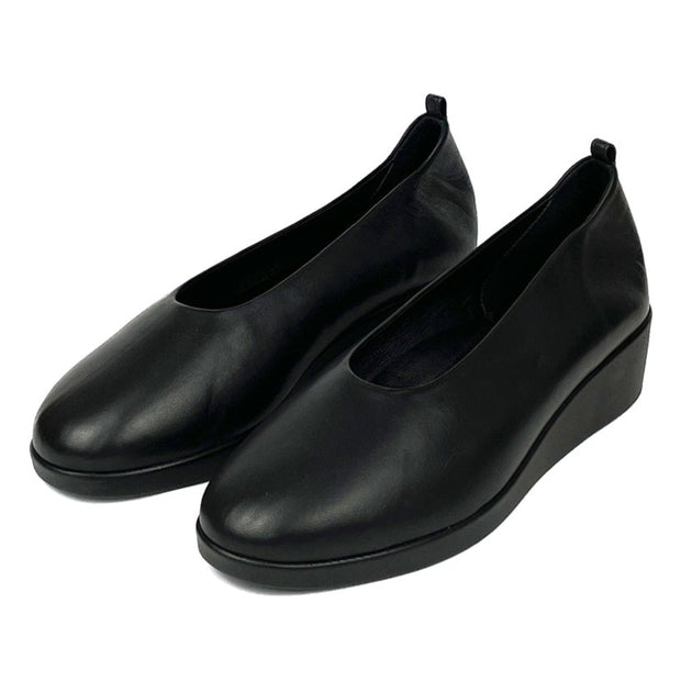 IO Slipper - Black Nappa